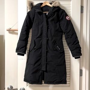 Canada goose jacket - black